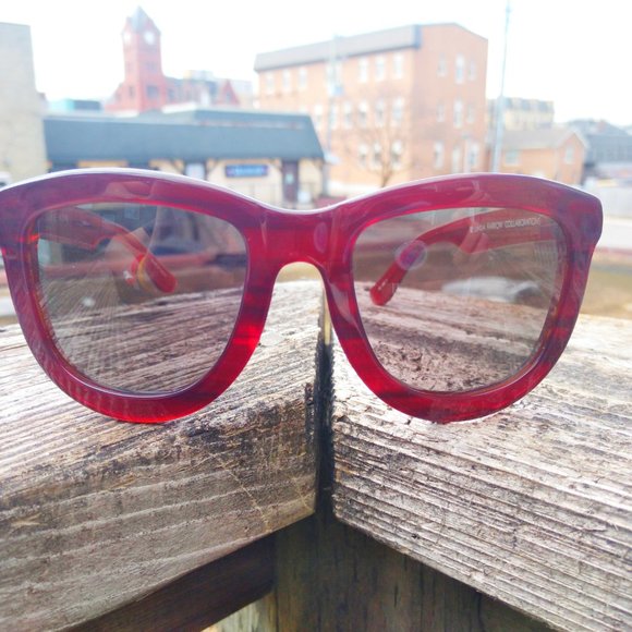 The ROW Cat 2 Sunglasses by Linda Farrow! - Picture 2 of 7